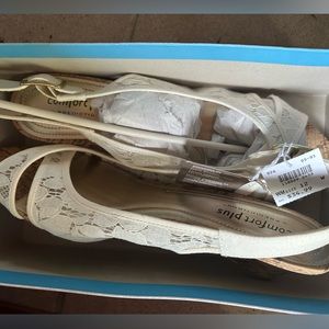 Women’s size 12 wedge sandals